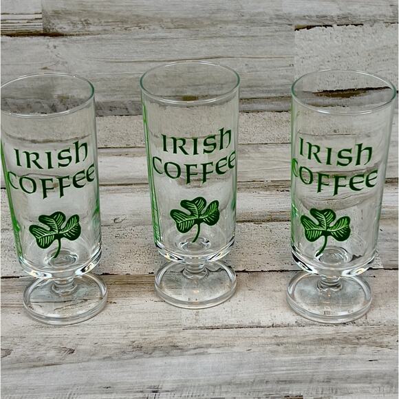 Vtg. Irish Coffee Glass Mugs With Shamrocks, Handles & Measuring Marks Set of 3 - Picture 2 of 7